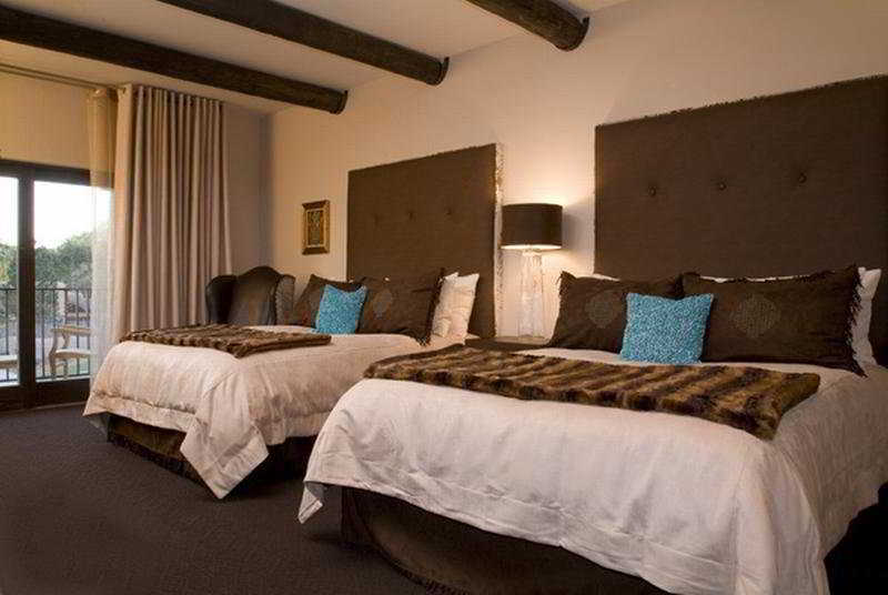 טאוס El Monte Sagrado Resort & Spa חדר תמונה